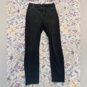 Good condition Refuge black jeggings size 8